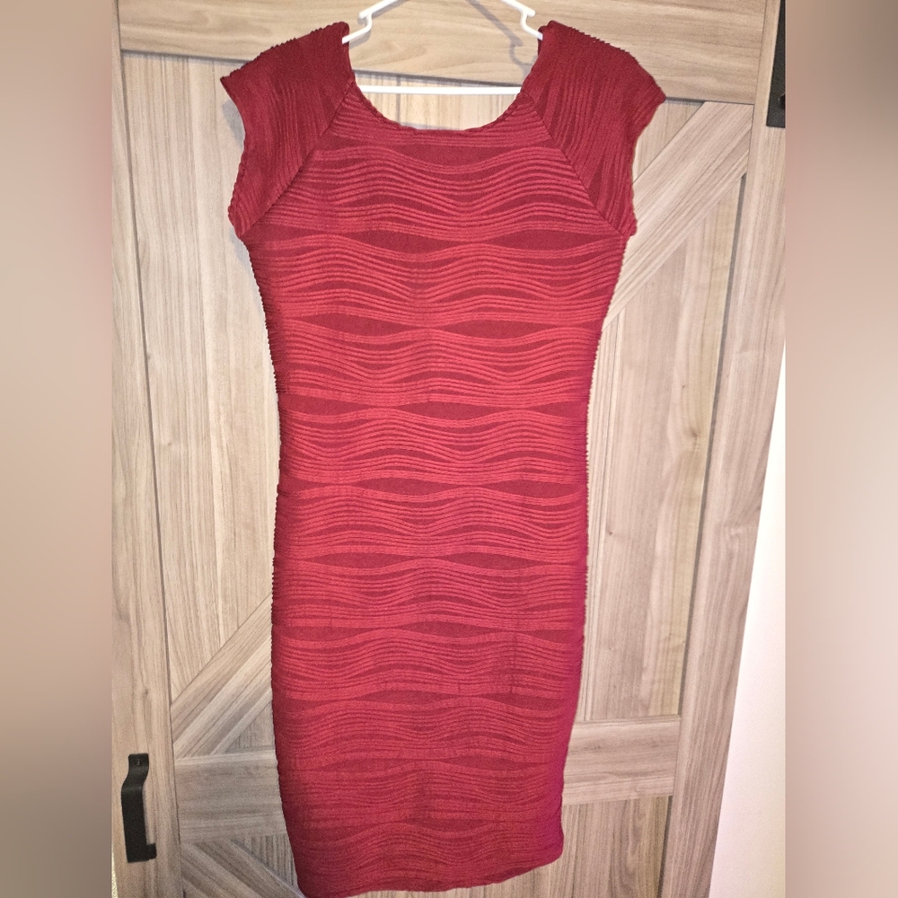 Burgundy Ruched Stripe Sleeveless Knee Length Dress